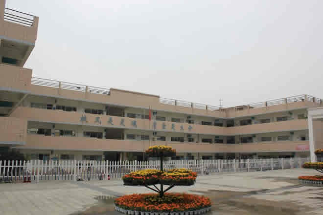 綿陽高新區(qū)實驗中學(xué)校園風(fēng)采