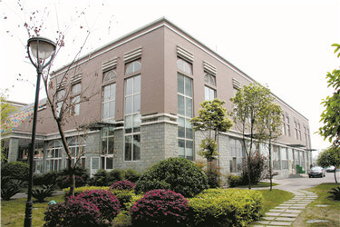 新津為明學(xué)校校園風(fēng)采