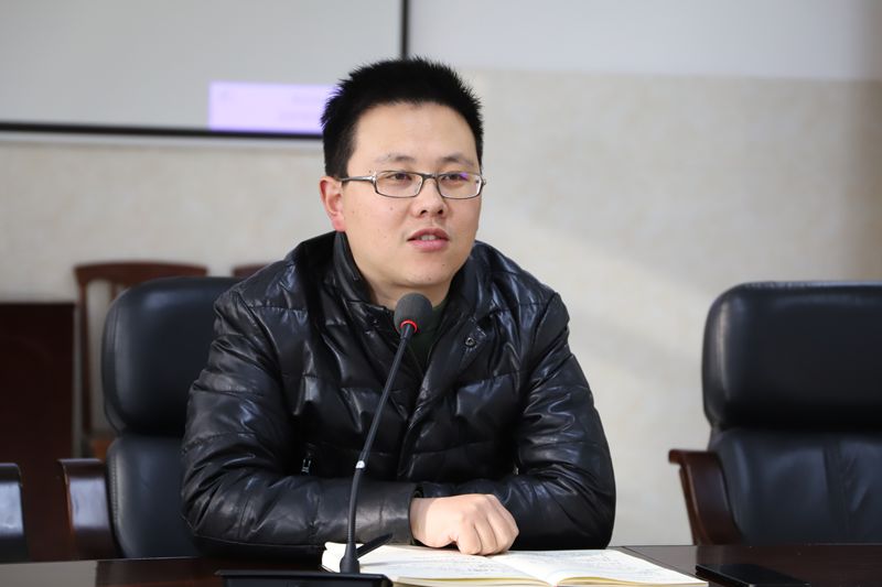 我校教導(dǎo)處、教科室組織召開教研組長工作協(xié)調(diào)會