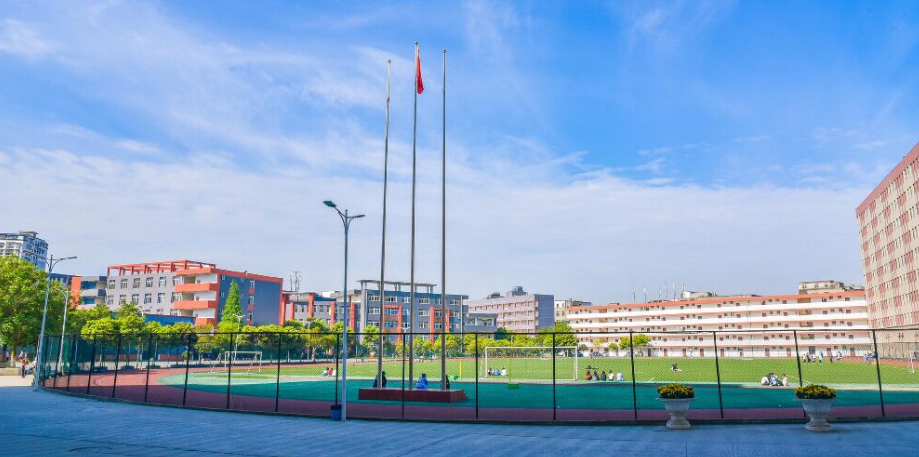 川科外國(guó)語(yǔ)學(xué)校辦學(xué)理念是什么？
