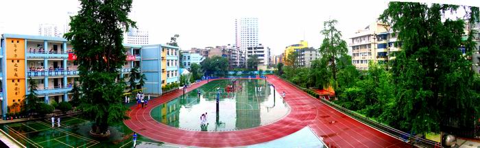 成都石室聯(lián)合中學(xué)地理位置在哪兒？