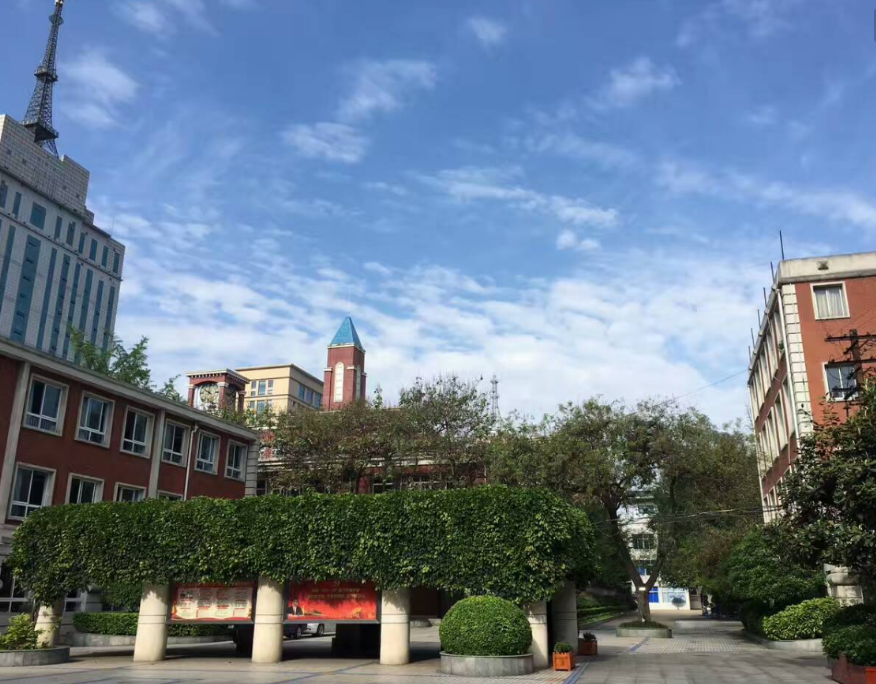 成都樹德實(shí)驗(yàn)中學(xué)地理位置在哪兒？