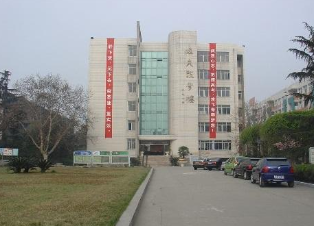 四川師范大學附屬中學師資力量怎么樣？