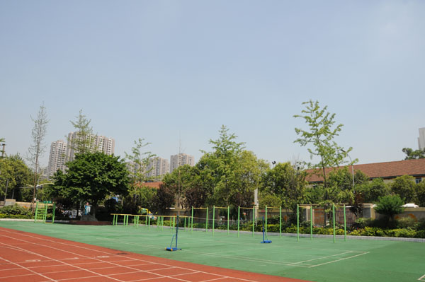 成都鐵路中學建校時間、地址是多少？