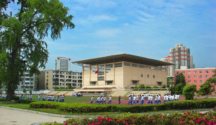 成都鐵路中學(xué)在哪？