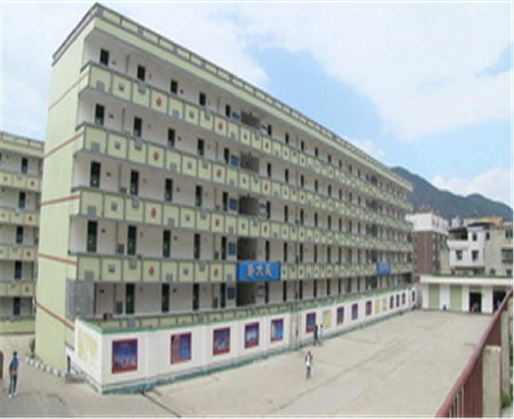 四川省鹽邊縣漁門中學(xué)學(xué)校詳細(xì)地址在什么地方？