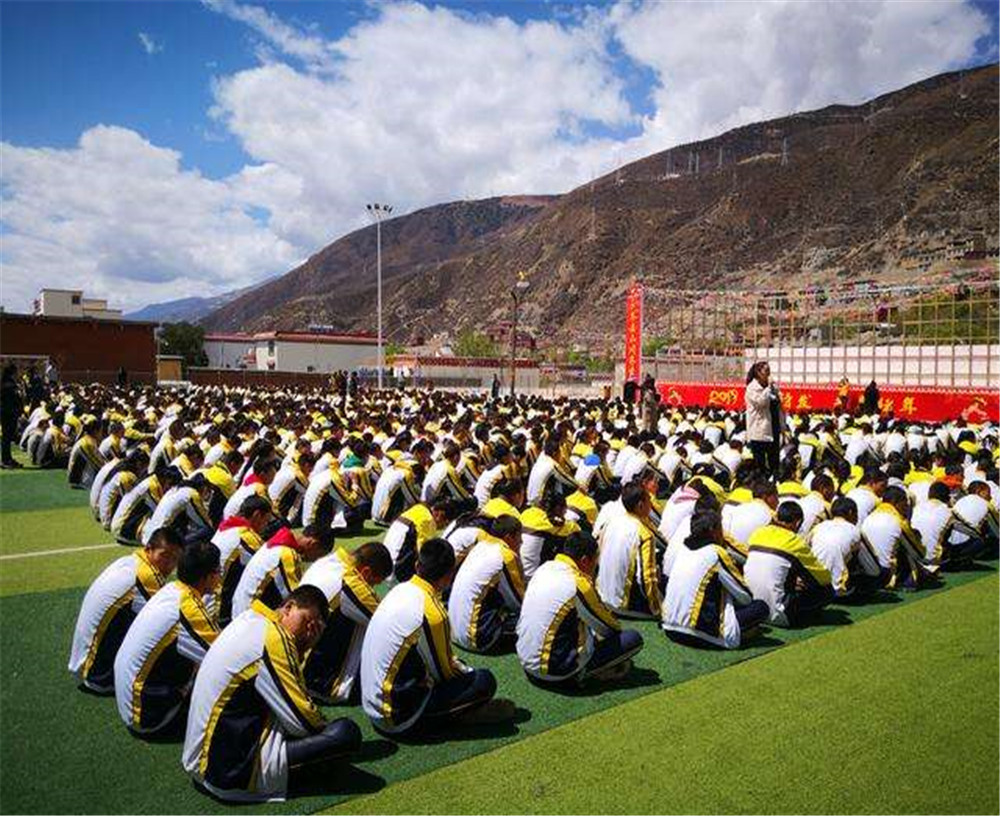 巴塘縣中學(xué)2020年招生計劃公布了嗎？