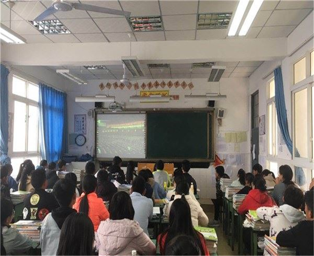 西昌市第五中學(xué)2020年中考錄取分?jǐn)?shù)線多少分？