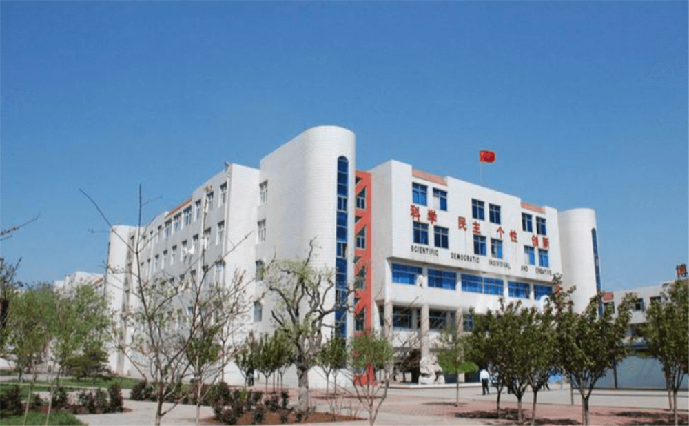 周口中學(xué)學(xué)校招辦電話是多少？