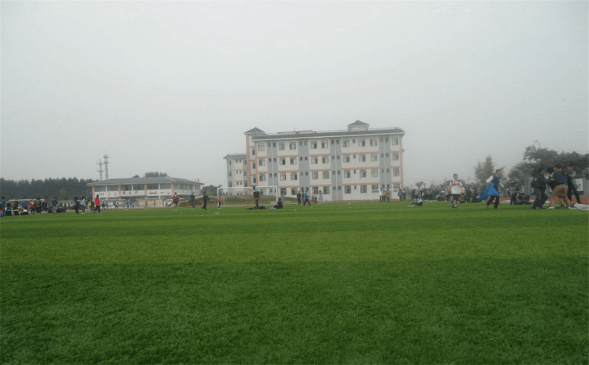 城廂中學高中部的錄取分數(shù)是多少？