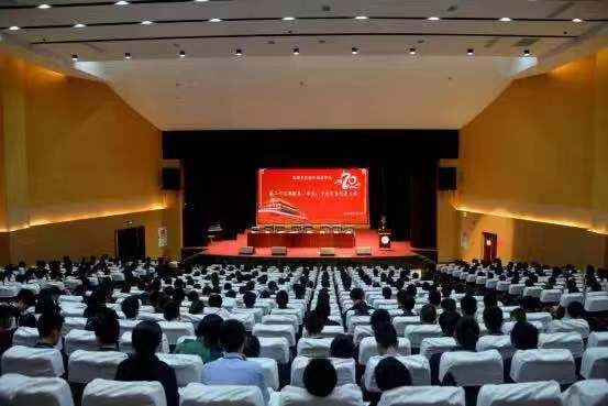 成都實驗外國語學校的環(huán)境怎么樣？"實驗5.jpg"