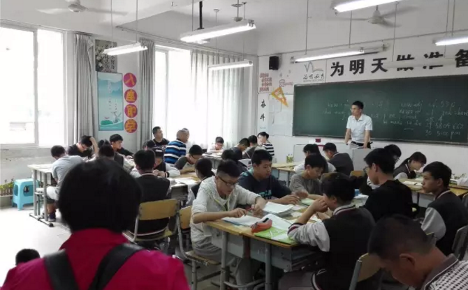 北大附中成都新津為明學(xué)校的住宿環(huán)境怎么樣？