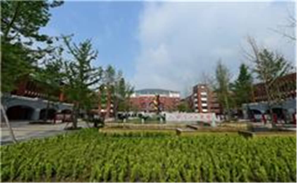 新都一中的高中住宿怎么樣？