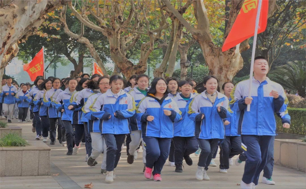中和中學(xué)錄取分?jǐn)?shù)是多少？