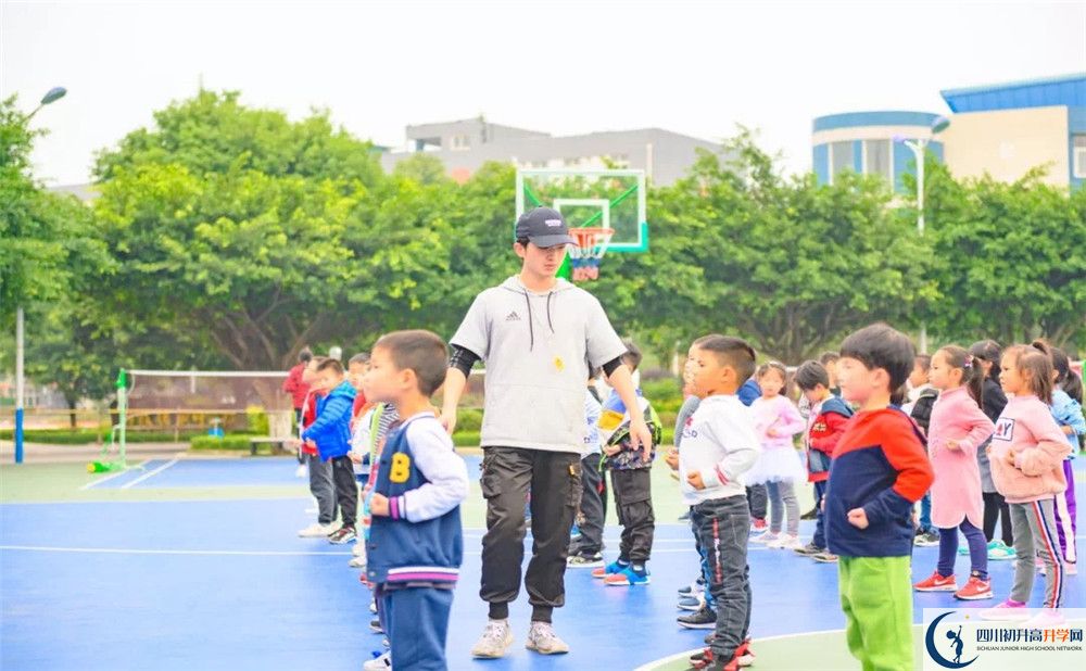 川科外國語學(xué)校2020年分?jǐn)?shù)線是多少？