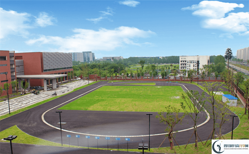 電子科技大學實驗中學的高中住宿好不好？