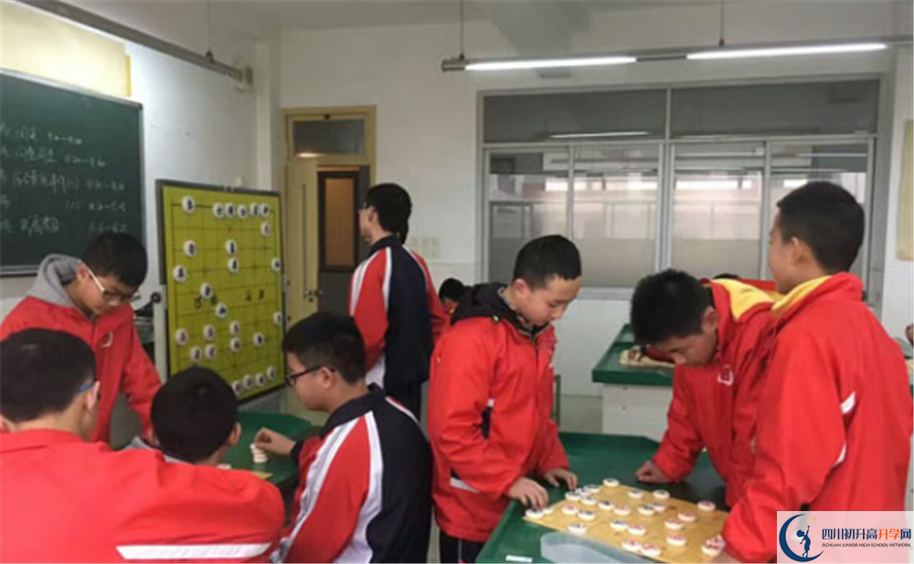 崇慶中學(xué)的高中住宿好不好？