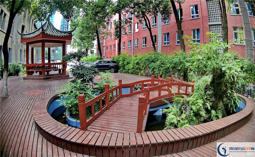 通錦中學(xué)住宿條件怎么樣？