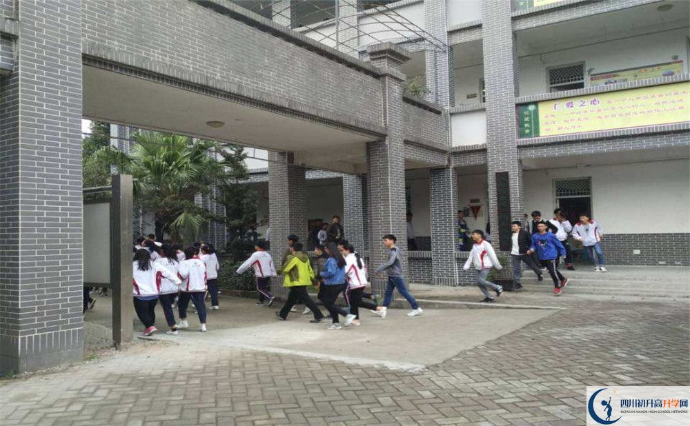 安仁中學(xué)初升高自主招生錄取線是多少分？