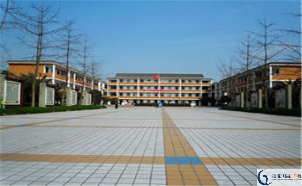 郫縣嘉祥外國(guó)語(yǔ)學(xué)校2020年保送清華北大的人數(shù)是多少？