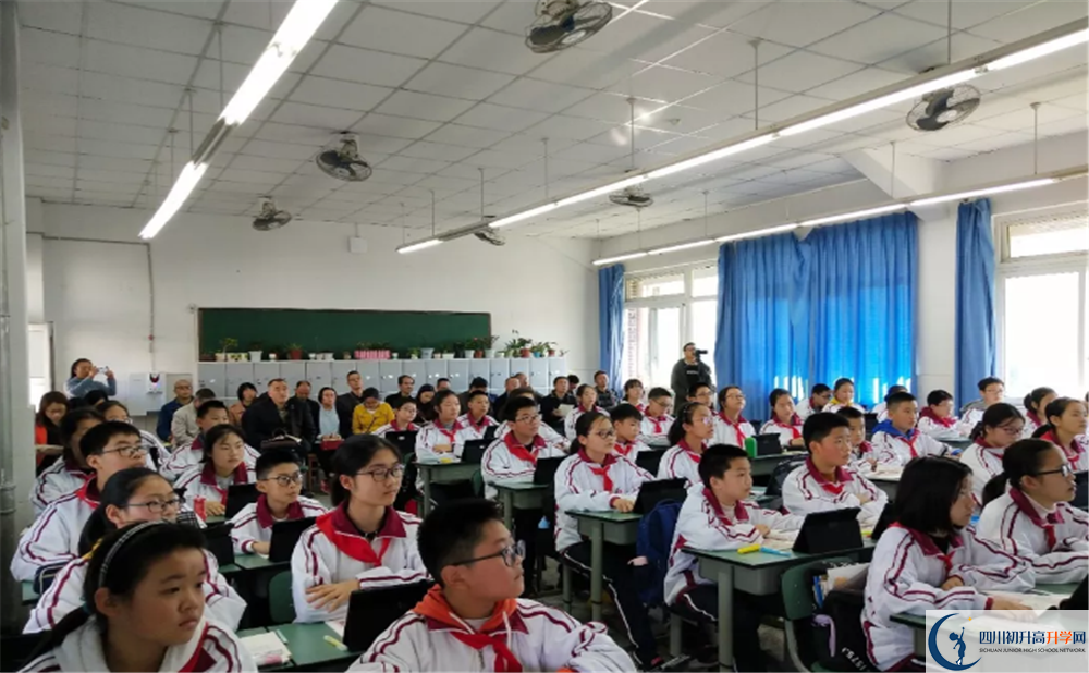 安仁中學(xué)位置在哪里？