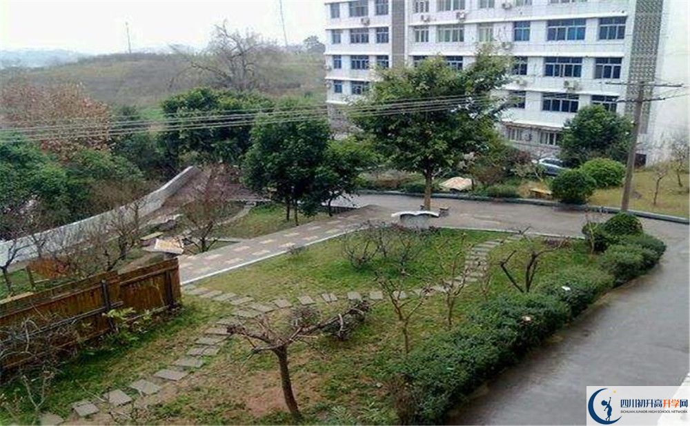 賈家中學(xué)在全國(guó)高中排名是多少？