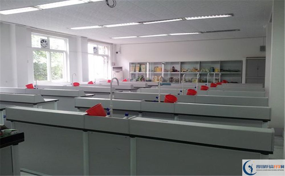 2020西南交通大學(xué)附屬中學(xué)平行班升學(xué)率高嗎？