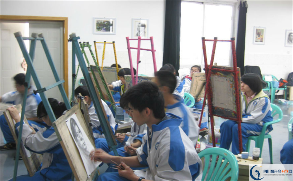 成都十一中實(shí)驗(yàn)班學(xué)費(fèi)貴嗎？
