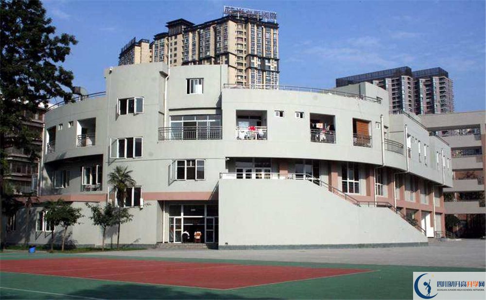 成都市鹽道街中學(xué)高中分班考試難嗎？