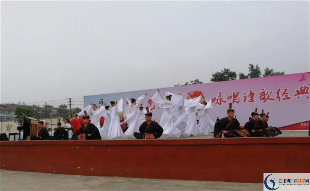 濛陽中學(xué)實(shí)驗(yàn)班學(xué)費(fèi)貴嗎？