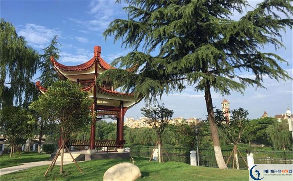 三原外國語學(xué)校平行班中考重點(diǎn)率是多少？