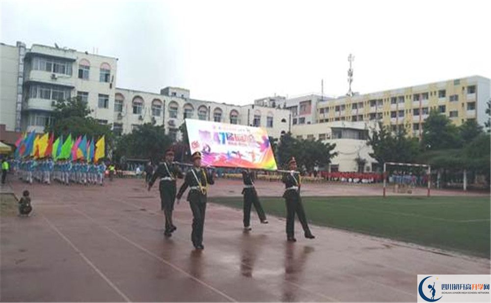 西南交通大學附屬中學2020年高考人數(shù)是多少？