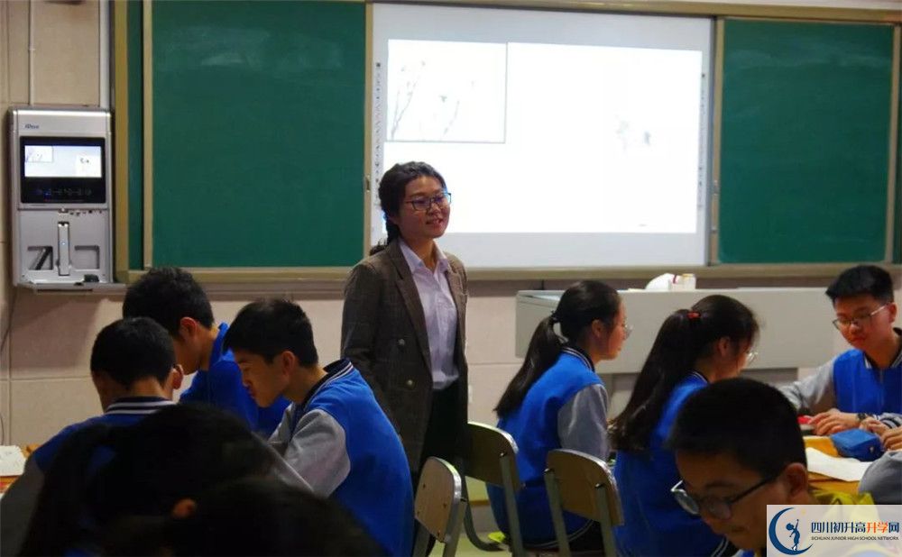 2020成都實驗中學二診數(shù)學試題答案在哪看？