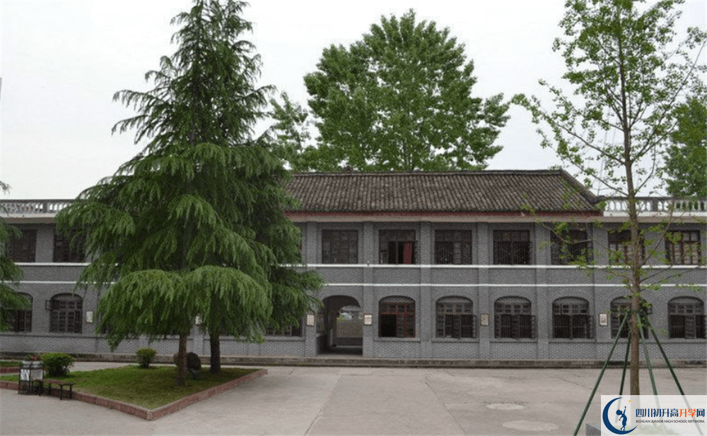閬中市柏埡中學(xué)今年的錄取條件是否有變化？