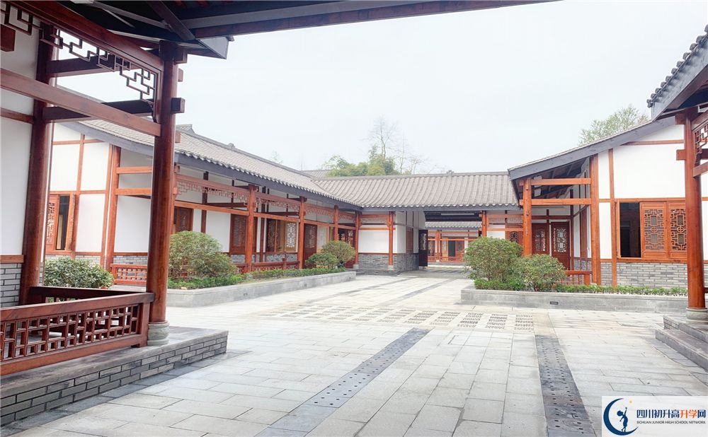 成都綿實(shí)外2020年錄取分?jǐn)?shù)線是多少分？